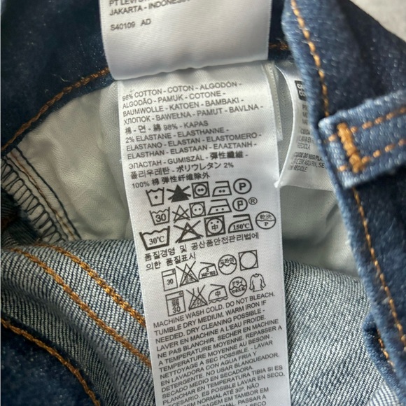 Levi’s 414 Relaxed Straight W30 - Picture 6 of 6